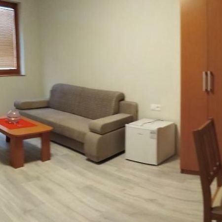 Guest House Mladost Πρέσοβ Εξωτερικό φωτογραφία
